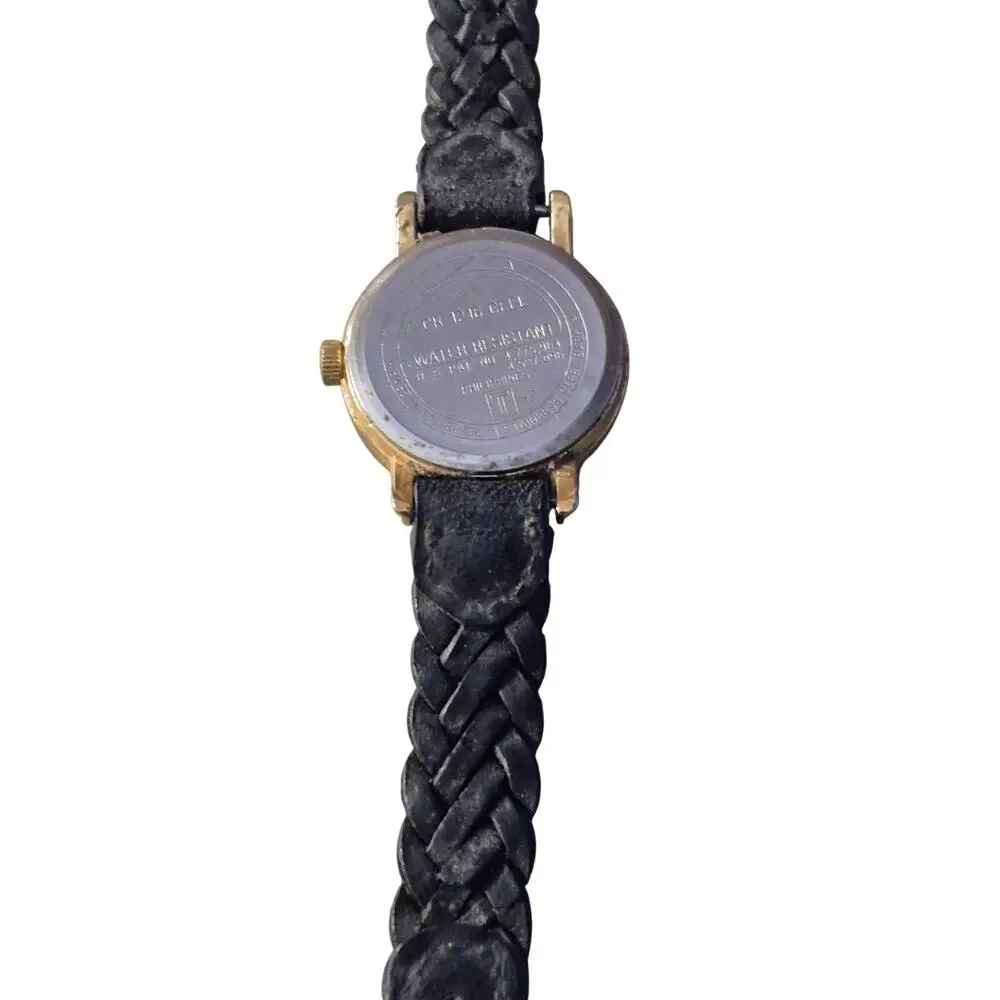 Acqua Timex Ladies Watch New Battery Vintage Gold toned Bezel Classic‎ Goth